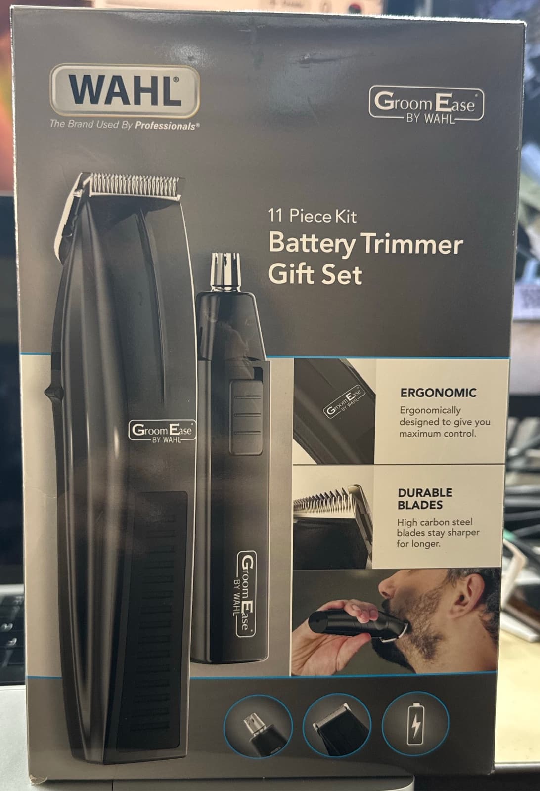 Wahl GroomEase 11 Piece Battery Trimmer Gift Set 1